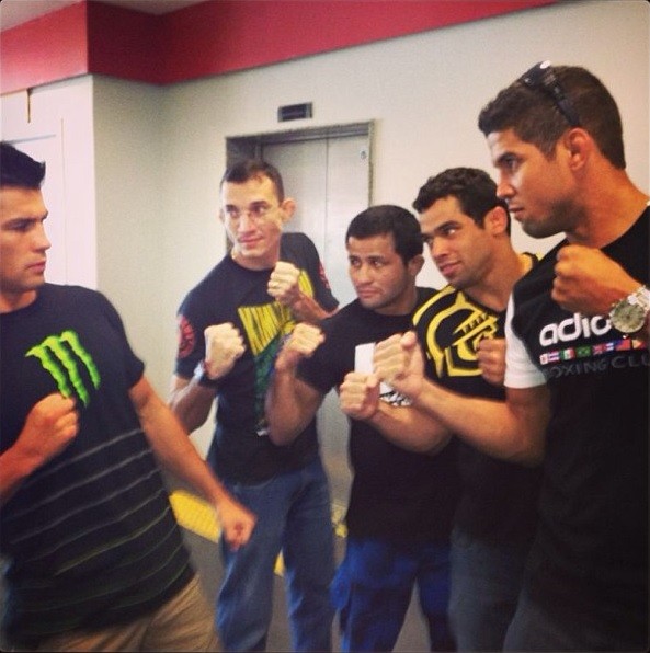 Dominick Cruz, Jussier Formiga, Renan Barão e Léo Santos MMA UFC (Foto: Reprodução/Instagram) Dominick Cruz, Jussier Formiga, Renan Barão e Léo Santos MMA UFC (Foto: Reprodução/Instagram)