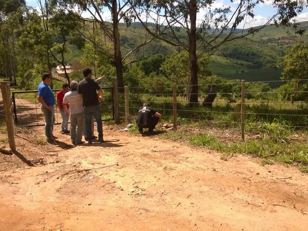 Fazenda em Santo Antonio do Monte (Foto: Reginaldo Jesus/Tv Integração) Fazenda em Santo Antonio do Monte (Foto: Reginaldo Jesus/Tv Integração)