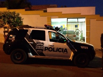 Polícia Civil cumpre mandados de prisão e de busca e apreensão em Cambé (Foto: Marcelo Bonomini/RPC TV)
