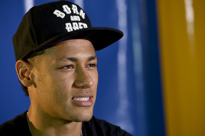 Neymar Entrevista Barcelona (Foto: Claudio Chaves / GloboEsporte.com)
