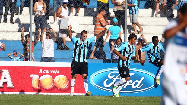 Lucas Coelho marca o gol pelo Grêmio (Foto: Lucas Uebel/Divulgação, Grêmio)