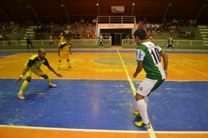 Independente e Omã/Sesp ficam no empate pela Copa Rede Amazônica (Foto: Jonhwene Silva/GE-AP)