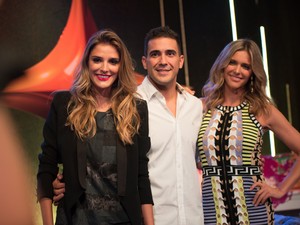 André Marques posa ao lado de Fernanda Lima e Rafa Brites (Foto: Camila Serejo / Gshow)