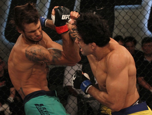 Viscardi Andrade David Vieira TUF Brasil 2 (Foto: Divulgação/UFC)