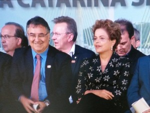 Governador e Dilma participam da inaurugação da Ponte Anita Garibaldi (Foto: Reprodução/RBS TV)