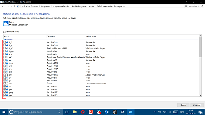 Windows 10 traz lista de extensões que podem ser associadas ao programa (Foto: Reprodução/Elson de Souza)Windows 10 traz lista de extensões que podem ser associadas ao programa (Foto: Reprodução/Elson de Souza)