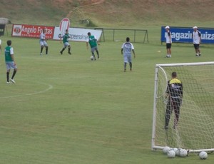 Vitória treino (Foto: Thiago Pereira)