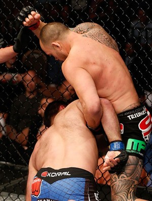 MMA - UFC - Travis Browne nocauteia Gabriel Gonzaga (Foto: Getty Images)