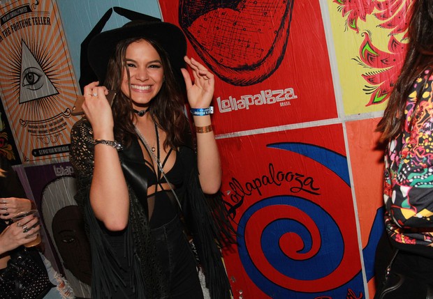 Bruna Marquezine no Lollapalooza (Foto: Celso Tavares/ EGO)