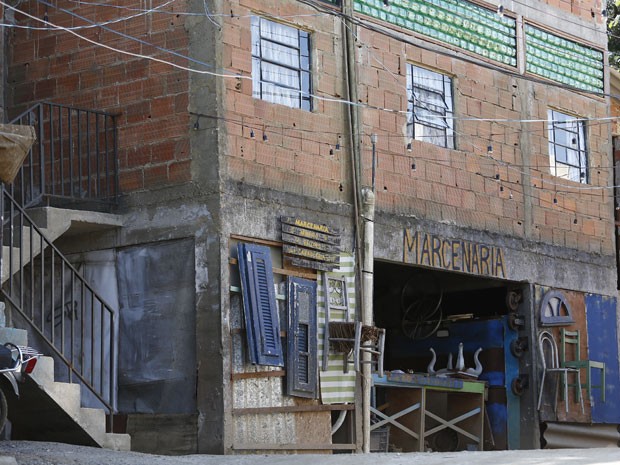 A cidade cenográfica de Paraisópolis é a maior já construída no Projac (Foto: Raphael Dias/Gshow)