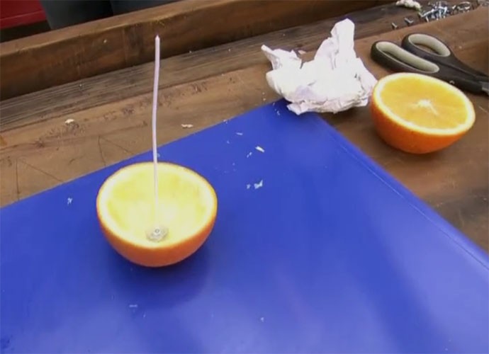 Aprenda a fazer a vela de citronela (Foto: TV Globo)