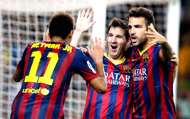 Neymar, Messi e Fabregas Comemoração Barcelona contra o Sevilla (Foto: Agência Reuters)