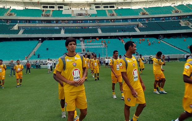 jogadores do vitória visitam a fonte nova (Foto: Divulgação/Site oficial do EC Vitória) jogadores do vitória visitam a fonte nova (Foto: Divulgação/Site oficial do EC Vitória)