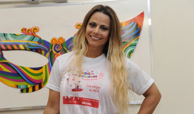 Viviane Araújo, que participou do Bloco da Solidariedade