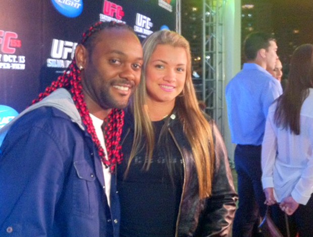 Vagner Love e esposa, UFC RIO III (Foto: Amanda Kestelman / Globoesporte.com)
