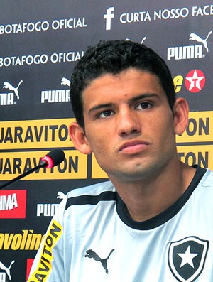 Jadson na coletiva do Botafogo (Foto: Fred Huber / Globoesporte.com)