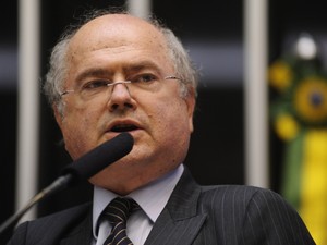 Alfredo Kaefer (PMDB-PR) foi eleito para o terceiro mandato com 82.554 votos - kaefer