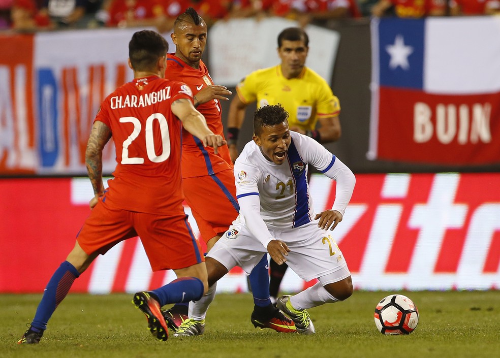 Amílcar Henríquez em ação pelo Panamá contra o Chile, pela Copa América Centenário, em 2016 (Foto: Rich Schultz/Getty Images)