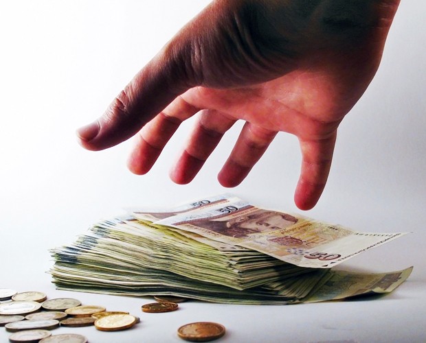 Vai Emprestar Dinheiro Ao Amigo Veja Dicas Para Não Perder A