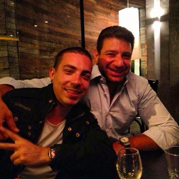 Di Ferrero em jantar com amigo (Foto: Instagram/ Reprodução)