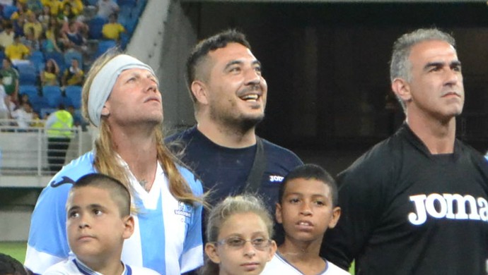 Falso Caniggia em amistoso Brasil x Argentina (Foto: Jocaff Souza/GloboEsporte.com)