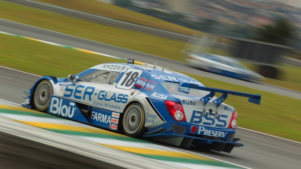 Stock Car - Allam Khodair, da equipe Vogel, é pole em Interlagos (Foto: Luca Bassani/ Divulgação)