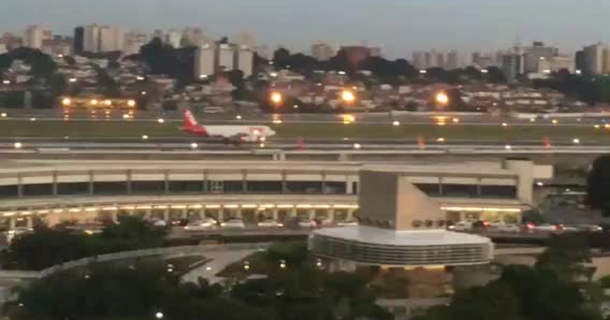 Aeroporto de Vitória tem atrasos após Congonhas ser fechado - Globo.com