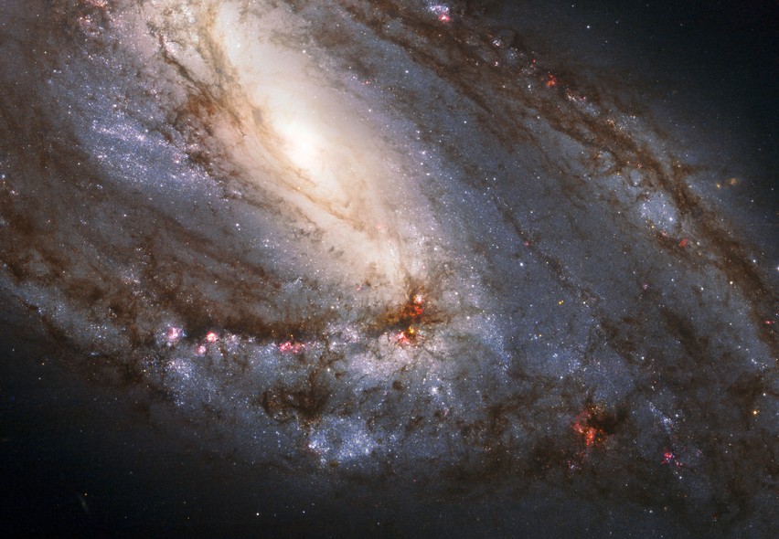 25 anos do Telescópio Espacial Hubble: A galáxia de Messier 66, na Constelação de Leão