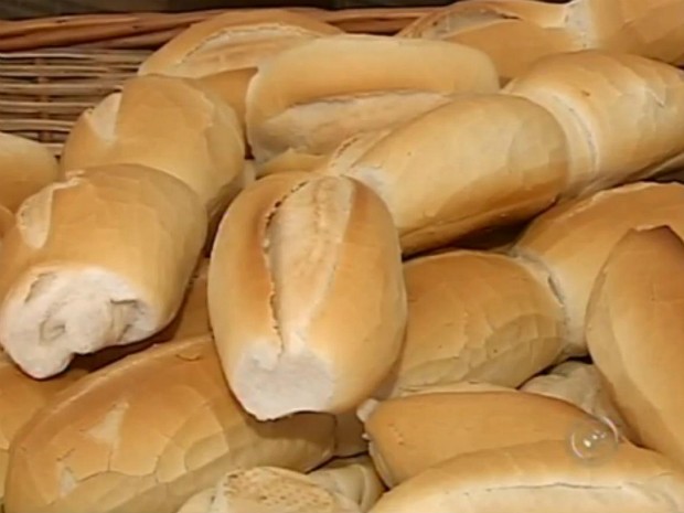 Preço do quilo do pão francês aumenta na região de Itapetininga (Foto: Reprodução/ TV TEM)