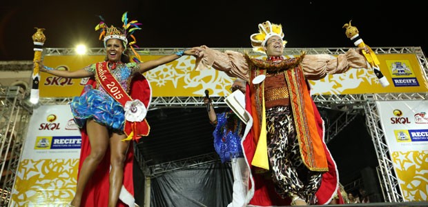 G Bailarinos S O Eleitos Pela Primeira Vez Rei E Rainha Do Carnaval