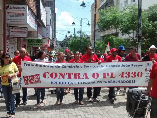 Passeata em João Pessoa (Foto: Diogo Almeida/G1)