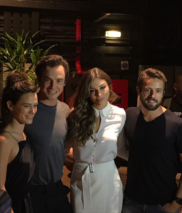 Bianca Bin, Sérgio Guizé, Grazi Massafera e Rafael Cardoso (Foto: Reprodução ) Bianca Bin, Sérgio Guizé, Grazi Massafera e Rafael Cardoso (Foto: Reprodução )