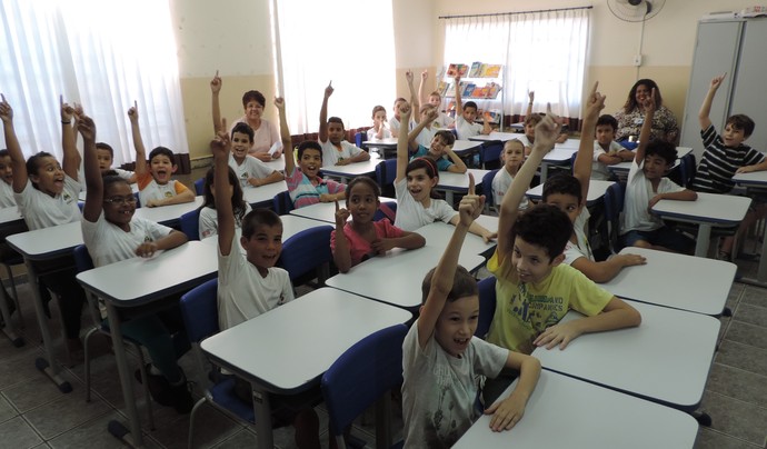 Guaiçara, Corinthians, crianças (Foto: Sérgio Pais)