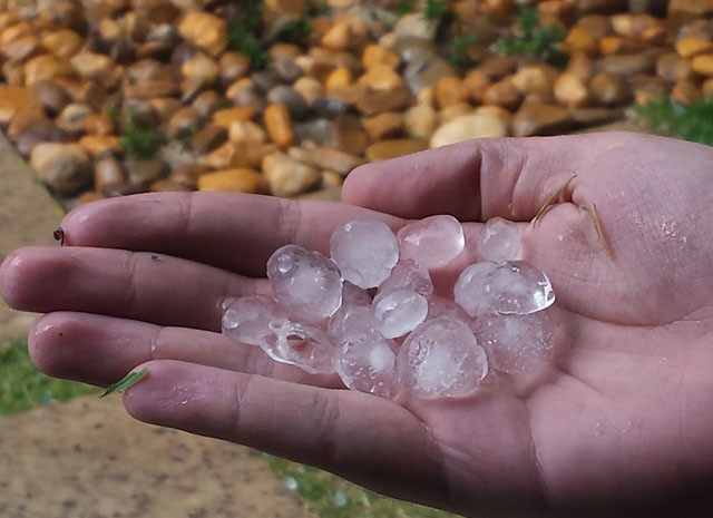 Resultado de imagem para granizo chuva belo horizonte 25 setembro 2016