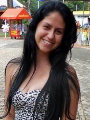 Bruna Greycielle Gonçalves, 26, foi morta por motociclista em Goiânia, Goiás (Foto: Reprodução/TV Anhanguera)