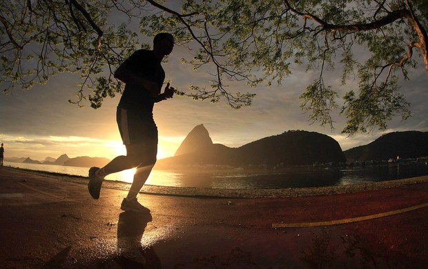 corrida atleta Rio de Janeiro caminha  (Foto: Guilherme Leporace / Ag. O Globo)