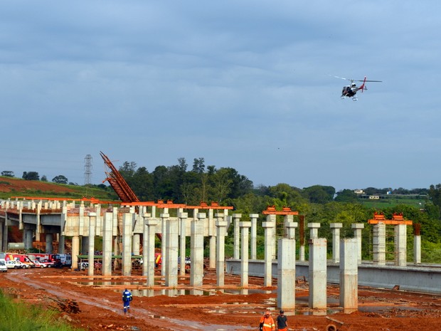 Acidente de trabalho nas obras de ampliação do anel viário de Piracicaba (Foto: Fernanda Zanetti/G1)