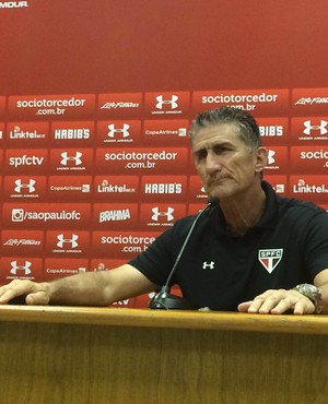 Edgardo Bauza São Paulo  (Foto: Marcelo Hazan)
