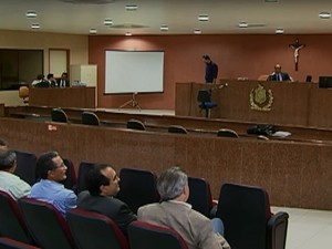 Audiência sobre o processo de investigação da Operação Ponto Final, em Caruaru, PE (Foto: Reprodução / TV Asa Branca)