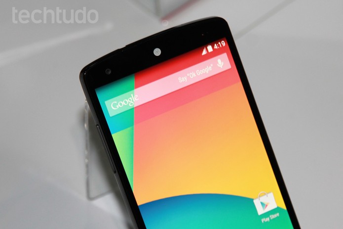 Tela do Nexus 5 tem resolução Full HD (Foto: Isadora Díaz/TechTudo) Tela do Nexus 5 tem resolução Full HD (Foto: Isadora Díaz/TechTudo)