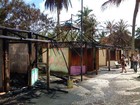 Vinte oito quiosques do 'shopping dos índios' são incendiados na BA