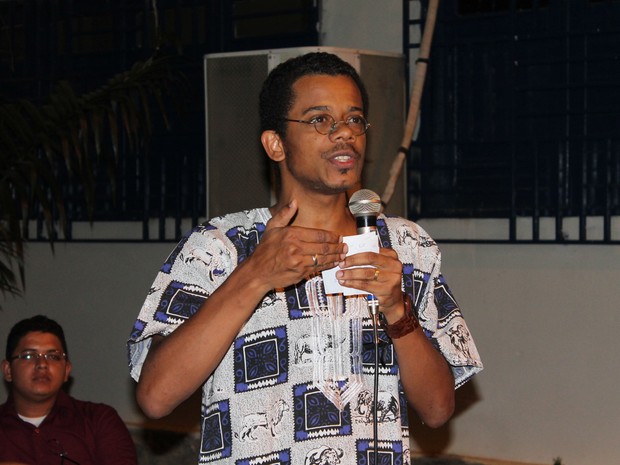 Professor Nilton Almeida relata agressão sofrida em Juazeiro, BA (Foto: Juliane Peixinho / G1)