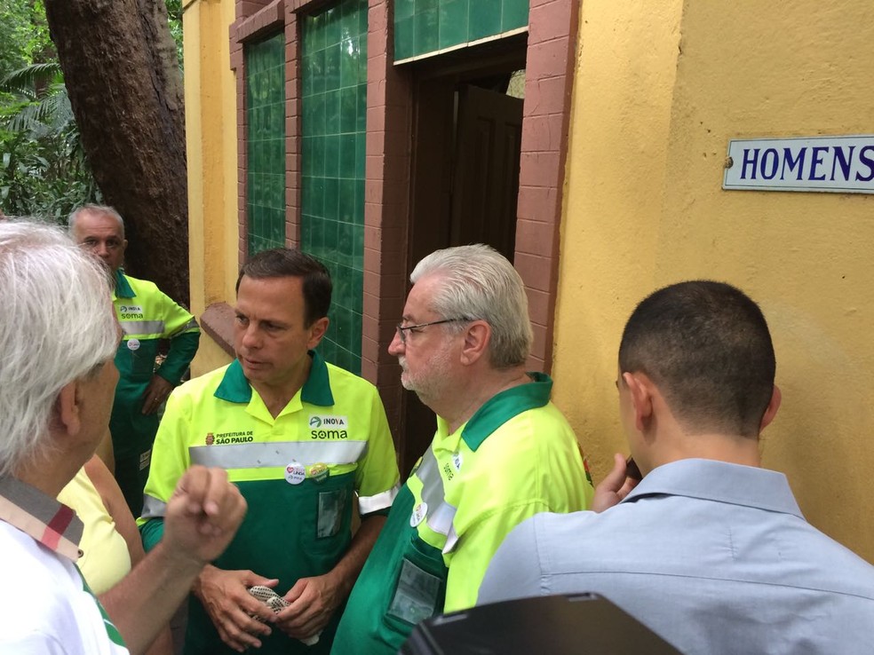 Doria mandou equipar banheiros de parque na Paulista (Foto: Roney Domingos/G1)