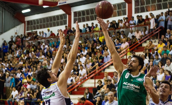 Empatados no NBB, Palmeiras e São José duelam em busca de reabilitação