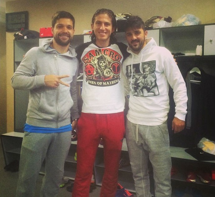 Diego, Filipe Luís e David Villa no vestiário do Atlético de Madrid (Foto: Reprodução/Instagram) Diego, Filipe Luís e David Villa no vestiário do Atlético de Madrid (Foto: Reprodução/Instagram)