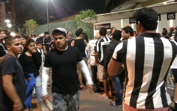 Bilheteria Maracanã Botafogo x Vitória (Foto: Thales soares)