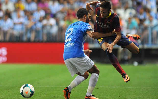 Jesus Gamez e Neymar Barcelona x Malaga (Foto: AFP)
