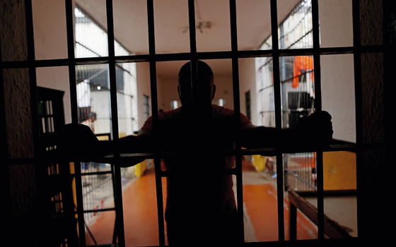 G.na prisão de Ponta Porã (MS) (Foto:  Adriano Machado/ÉPOCA)