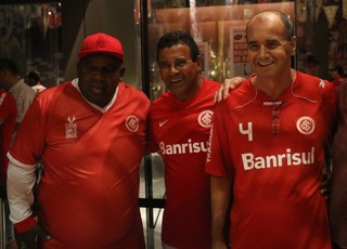 [OFF] Ídolo do Inter nos anos 70 o ex-atleta e técnico Vacaria, morre aos 67 anos