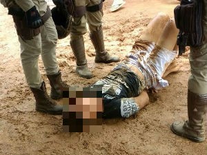 Assaltante estava armado e tentou roubar celular (Foto: Blog do Sigi Vilares) Assaltante estava armado e tentou roubar celular (Foto: Blog do Sigi Vilares)
